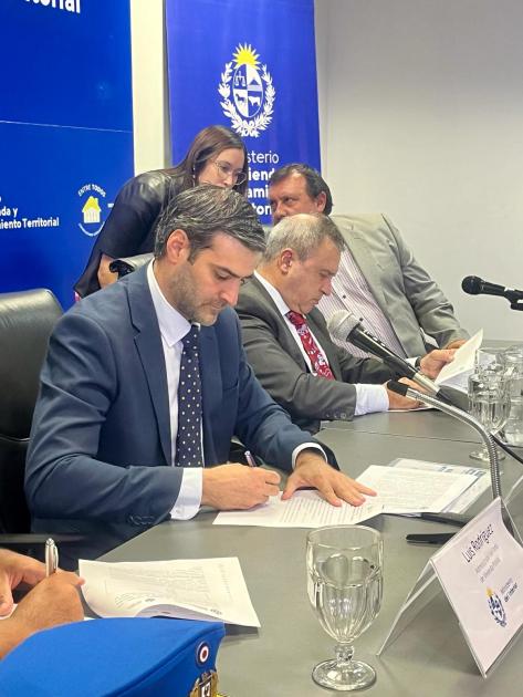 Firma de convenio Ministerio del Interor - MTOV