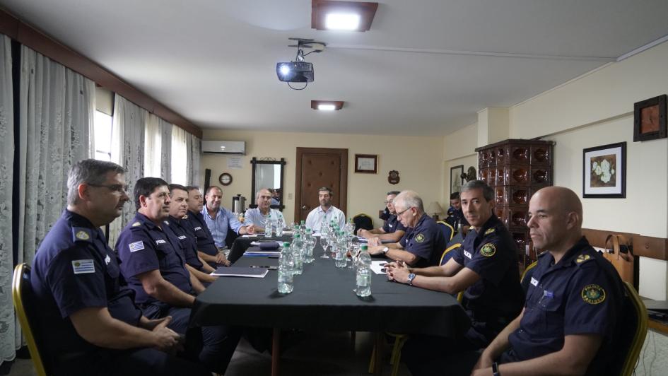 Autoridades reunidas en florida