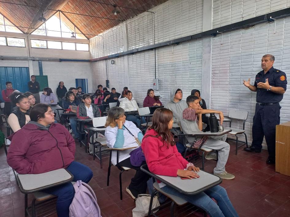 Alumnos UTU Alumnos UTU