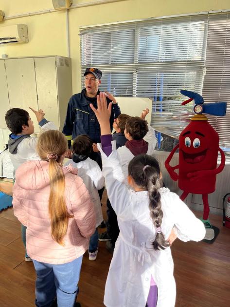 Escuela Especial N°79 "Rosalía de Castro” participaron de una jornada de capacitación de prevención Escuela Especial N°79 "Rosalía de Castro” participaron de una jornada de capacitación de prevención