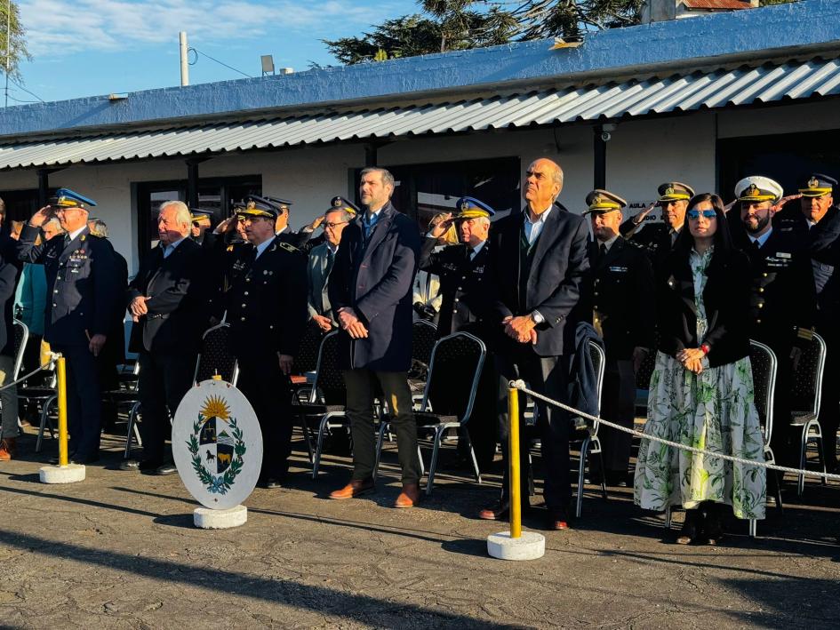 Ceremonia de egreso de 55 nuevos agentes de la Escuela Policial de Colonia