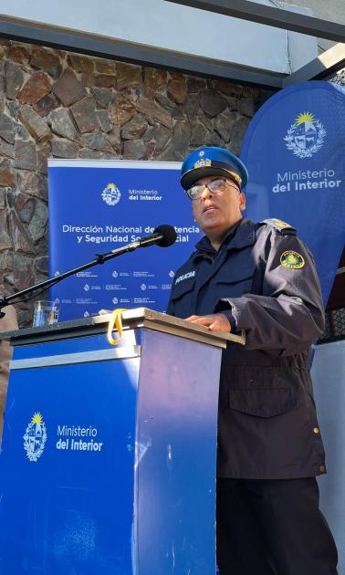 Otra vivienda entregada a un policía en el marco del Plan Avanzar