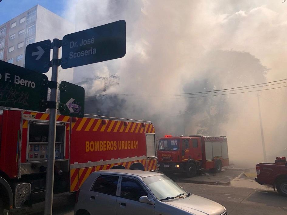 incendio en depósito y vivienda incendio en depósito y vivienda