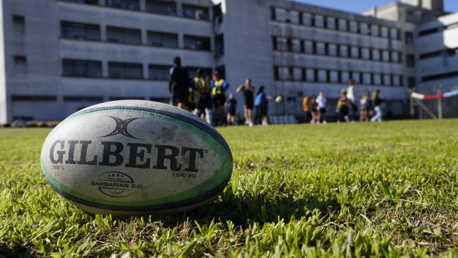 La Unidad N.º 5 Femenina disfrutó de una jornada deportiva con el seleccionado de rugby de Escocia