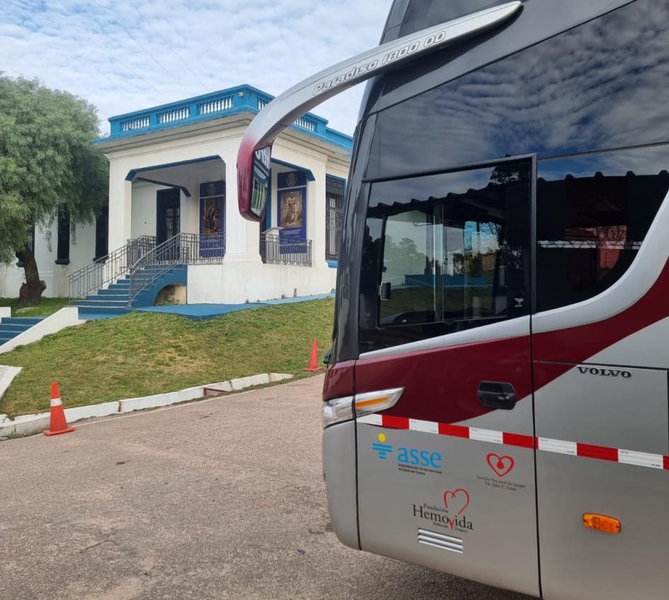 La Dirección de la Educación Policial realizó una jornada especial de donación de sangre 