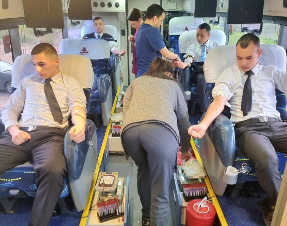 La Dirección de la Educación Policial realizó una jornada especial de donación de sangre 