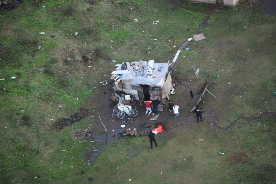 Allanamientos en barrios Ayuí y Fabini de Artigas resultan en siete detenciones