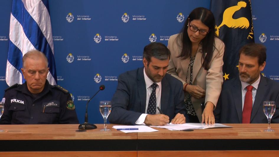 Ministerio del Interior firma contrato para la construcción de centro de rehabilitación femenino en 