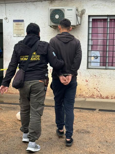 Joven detenido Joven detenido
