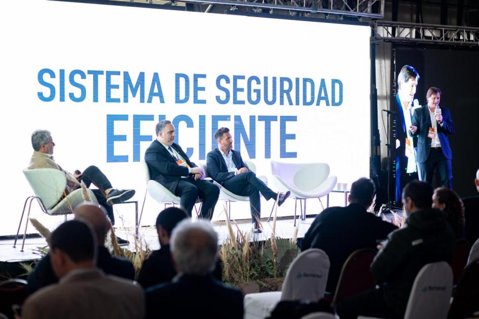 Ministerio del Interior presenta el proyecto de Servicio Social Laboral Alternativo dirigido a priva