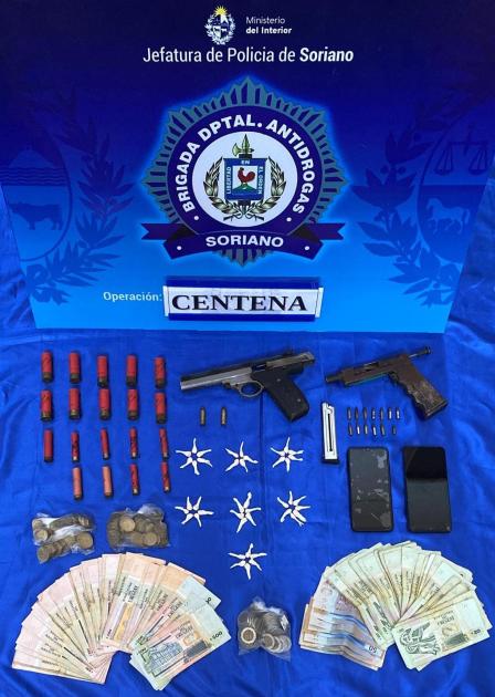 dinero, armas, proyectiles, celulares y sustancias estupefacientes incautadas en el procedimiento dinero, armas, proyectiles, celulares y sustancias estupefacientes incautadas en el procedimiento