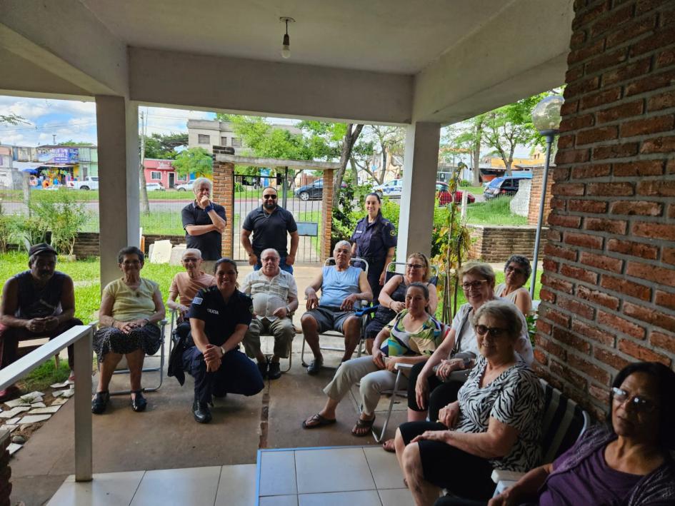 reunion con adultos mayores reunion con adultos mayores