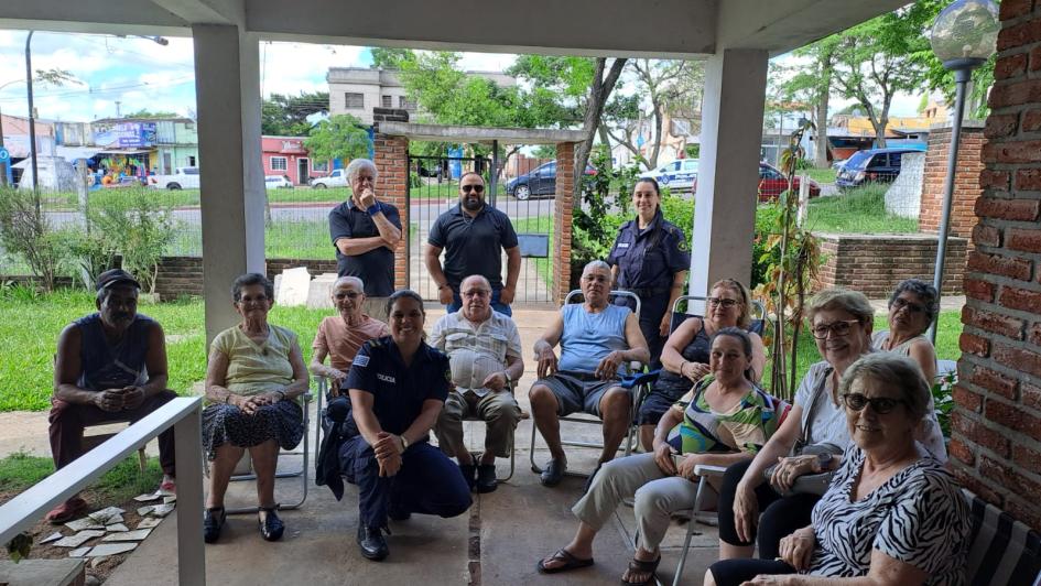 reunion con adultos mayores reunion con adultos mayores
