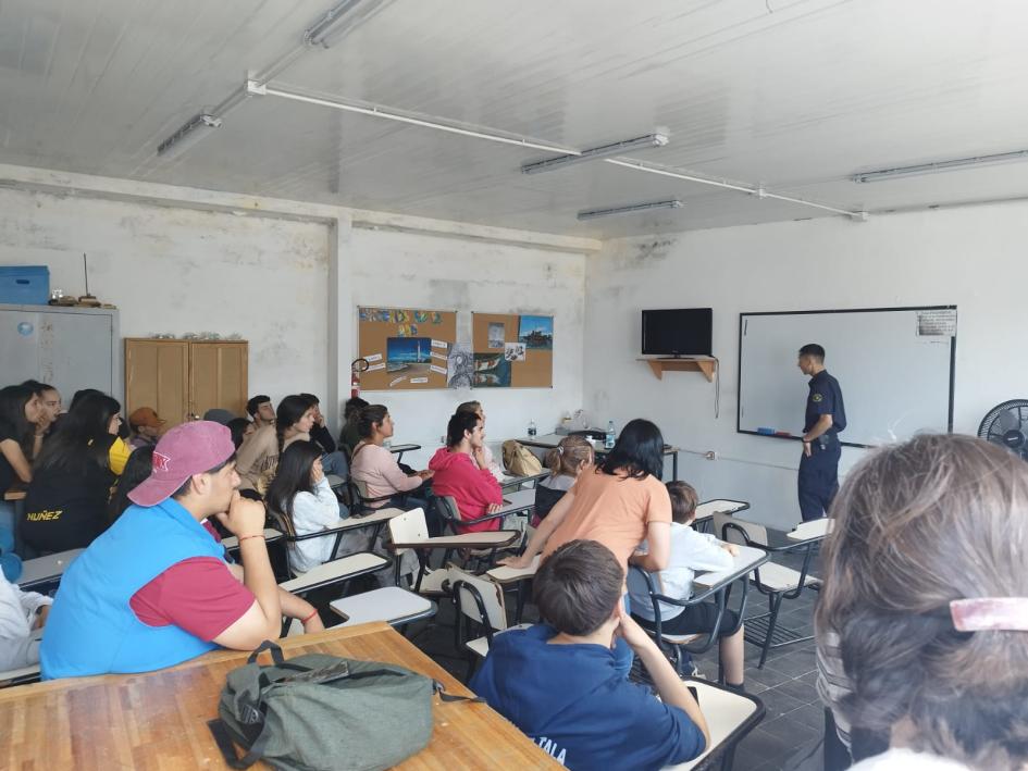 Charla Charla