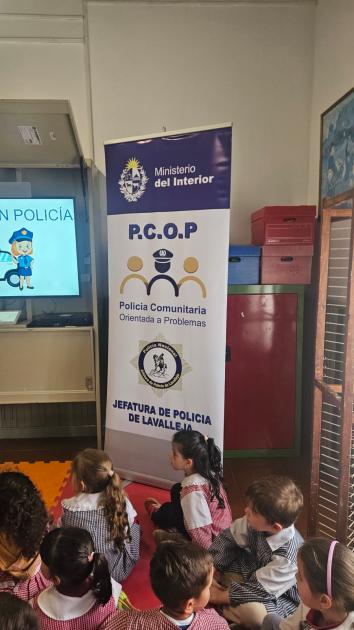 niños en jornada educativa