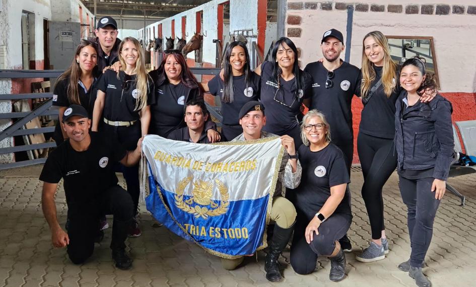 Equipo de equinoterapia de la Guardia Republicana. Equipo de equinoterapia de la Guardia Republicana.