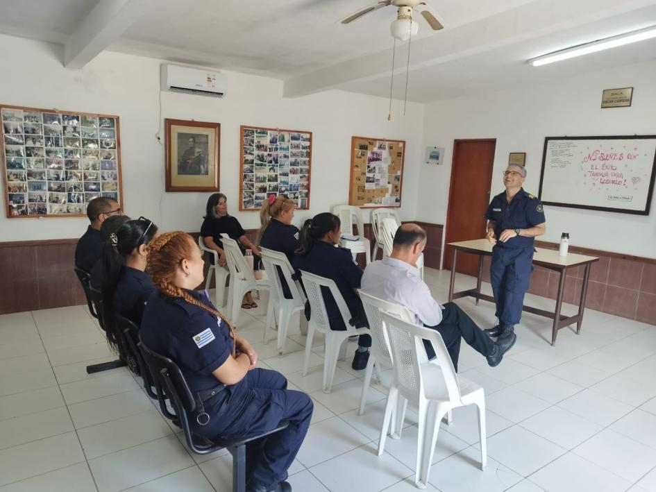 Policías Comunitarios Policías Comunitarios