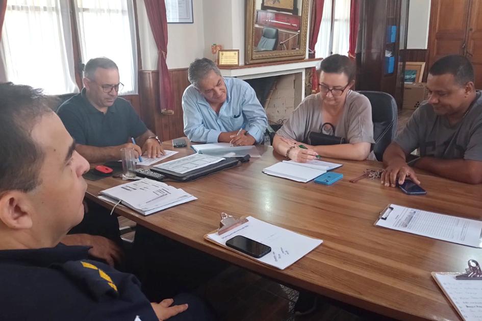 Reunión con integrantes de FEDESA Reunión con integrantes de FEDESA