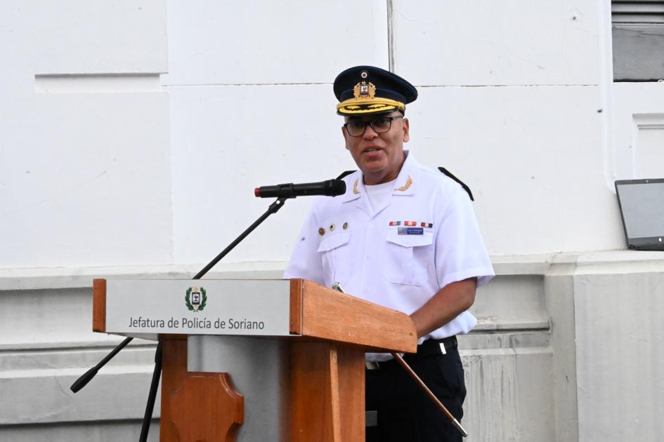 Jefe de Policía de Soriano Sr. Comisario General (R) Luis E. Rodríguez Jefe de Policía de Soriano Sr. Comisario General (R) Luis E. Rodríguez