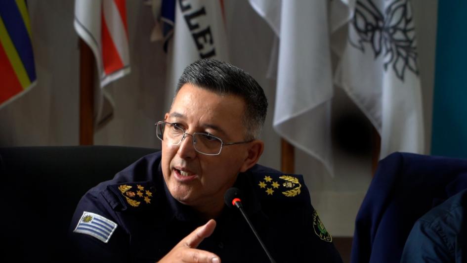 Director de la Policía dando respuesta a algunas de las inquietudes planteadas. Director de la Policía dando respuesta a algunas de las inquietudes planteadas.