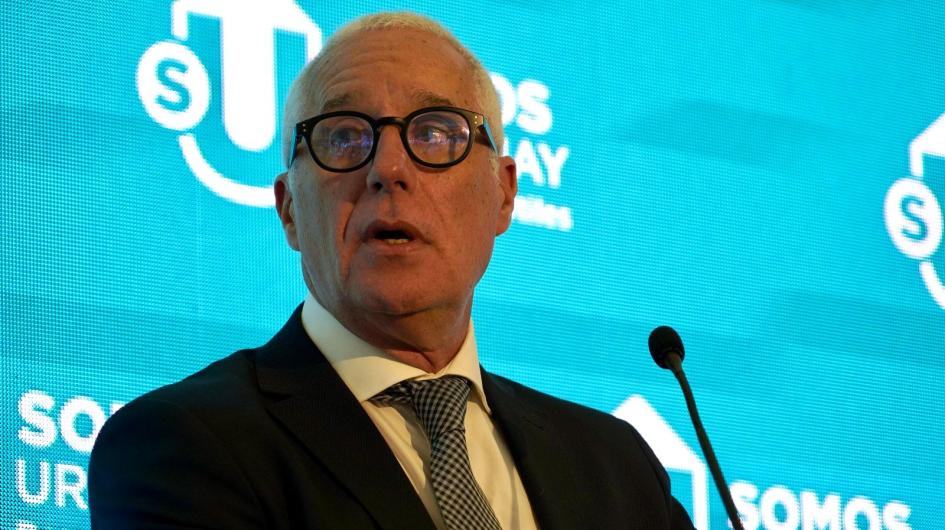 Palabras de cierre del Ministro Carlos Negro en desayuno de Somos Uruguay. Palabras de cierre del Ministro Carlos Negro en desayuno de Somos Uruguay.