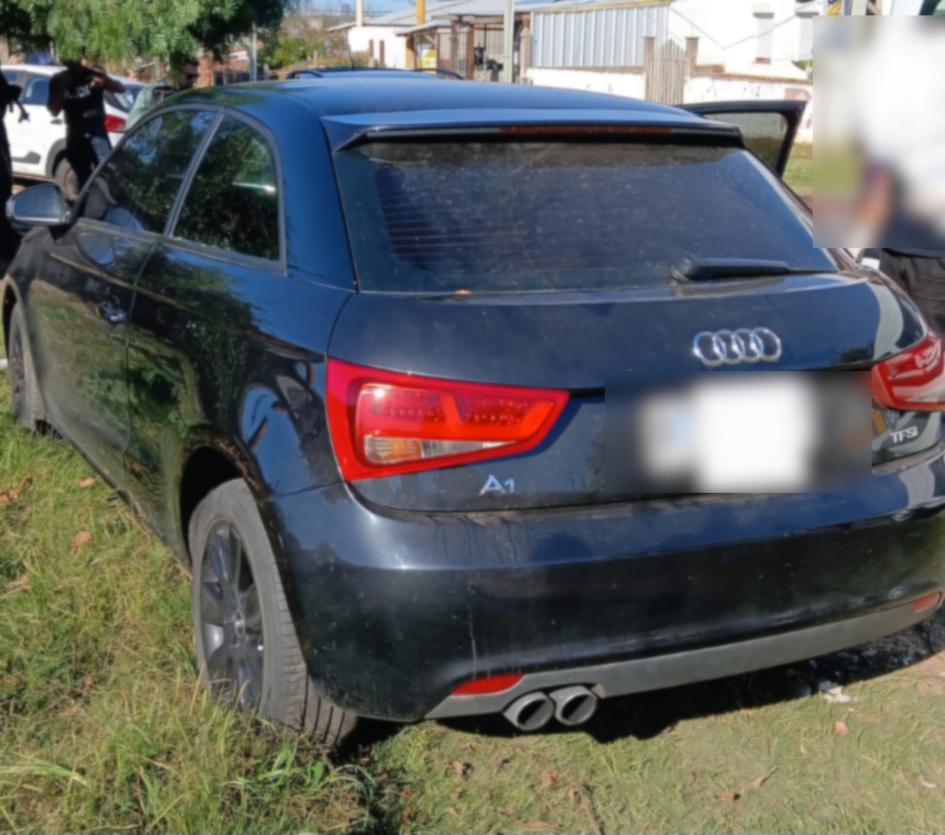 Auto incautado dos. Auto incautado dos.