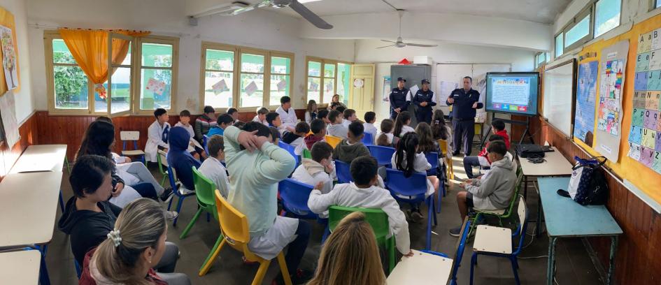 Niños en el taller Niños en el taller