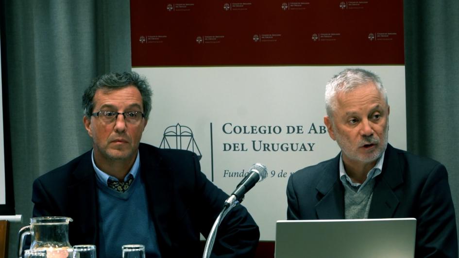 Director General de Secretaría, Dr. Gerardo Siri, y Dr. Alejandro Bonanni Director General de Secretaría, Dr. Gerardo Siri, y Dr. Alejandro Bonanni