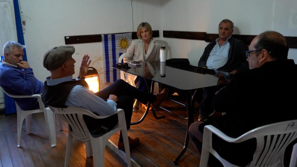 Ministro del Interior y Subsecretaria con Intendente electo Ministro del Interior y Subsecretaria con Intendente electo