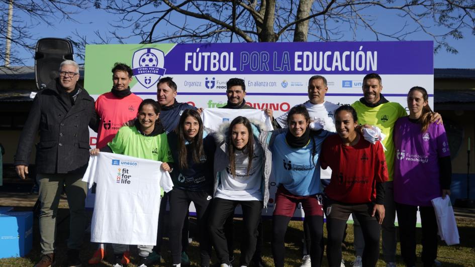 Jugadores de fútbol participantes Jugadores de fútbol participantes