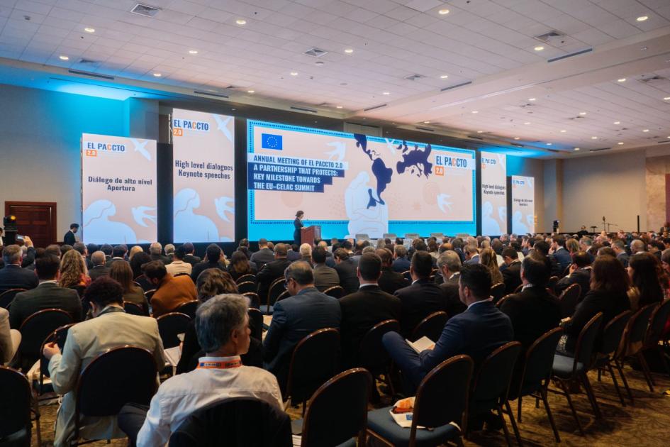 Exposiciones durante el encuentro anual EL PAcCTO 2.0 en Perú Exposiciones durante el encuentro anual EL PAcCTO 2.0 en Perú