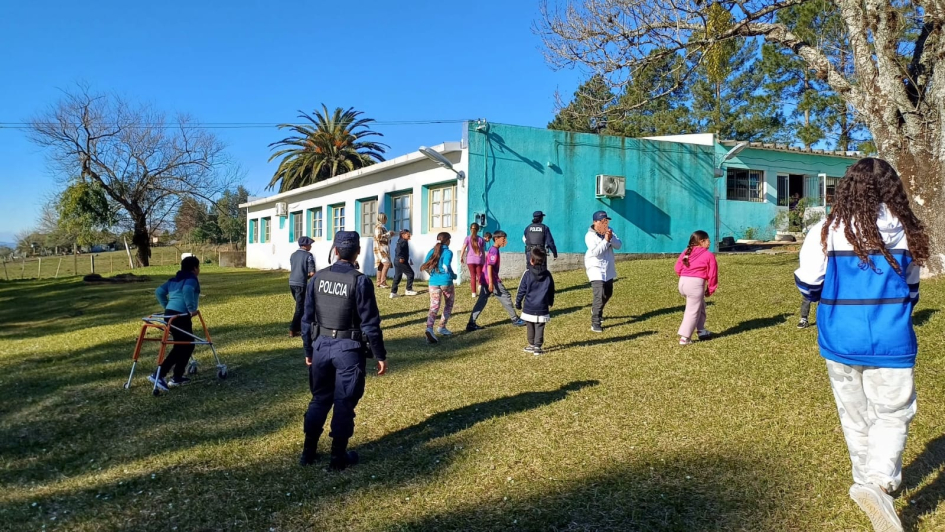 Niños en actividad Niños en actividad
