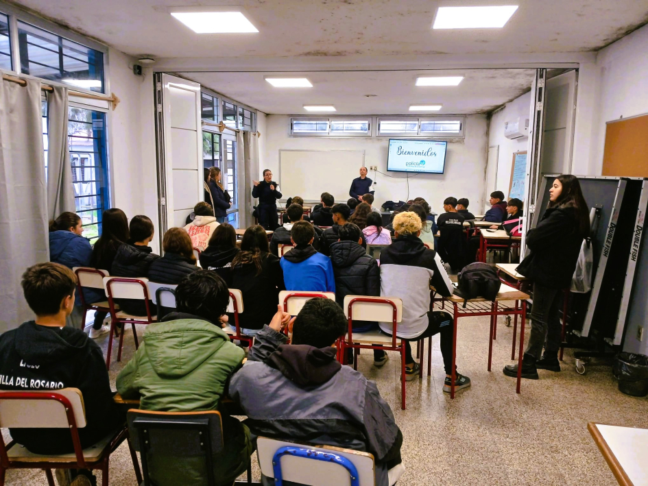 Alumnos en taller 