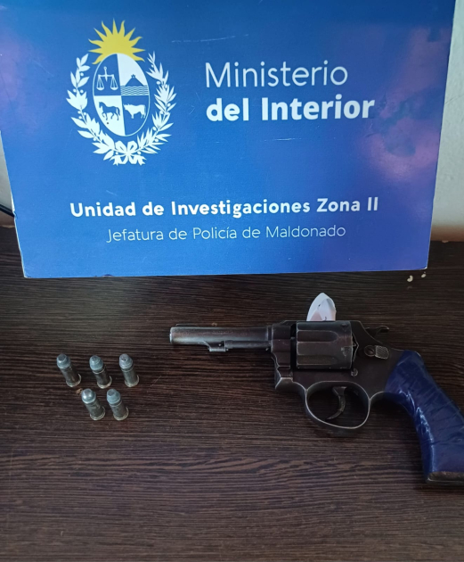 Arma incautada Arma incautada