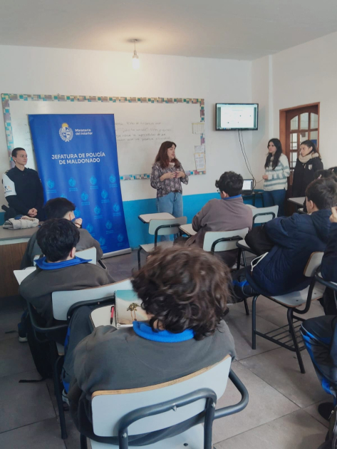 Charla Charla
