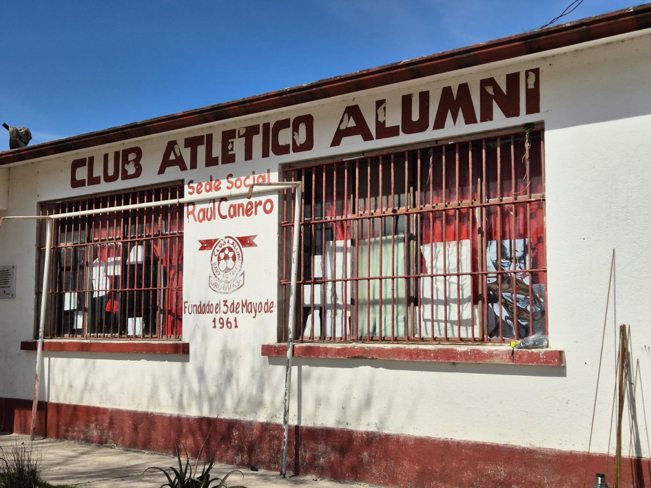 Fachada Club Atletico Alumni Fachada Club Atletico Alumni