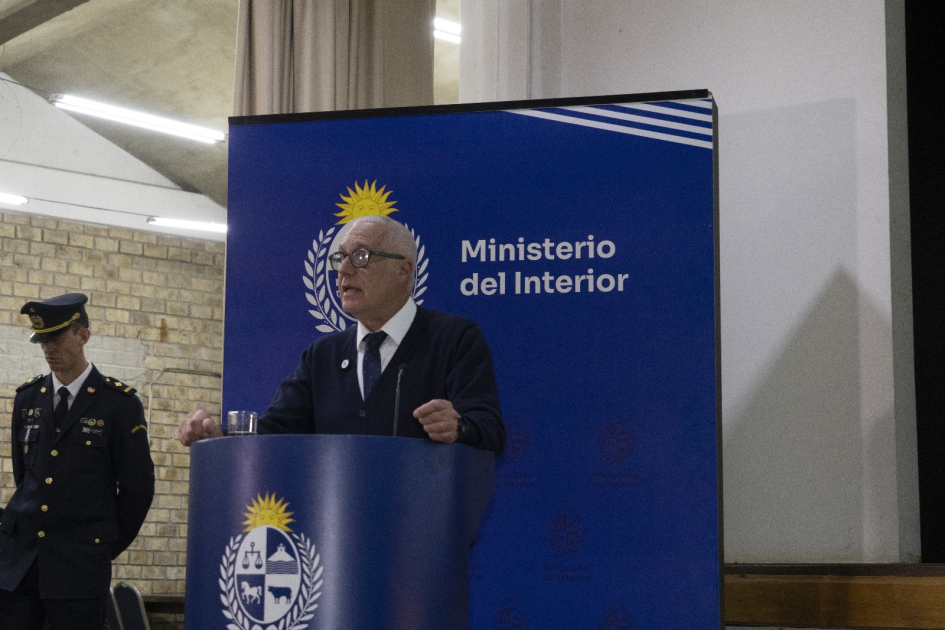 Ministro Carlos Negro Ministro del Interior