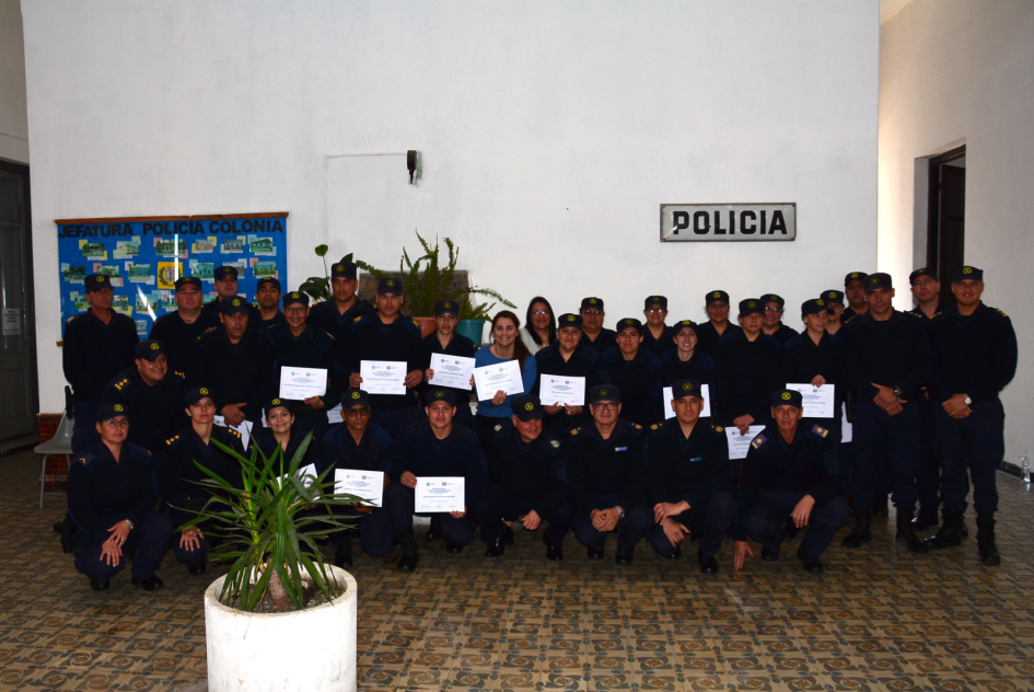 Policías reconocidos