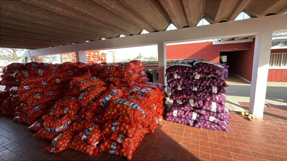 Incautación de frutas y verduras avaluadas en 2.000.000 de pesos.