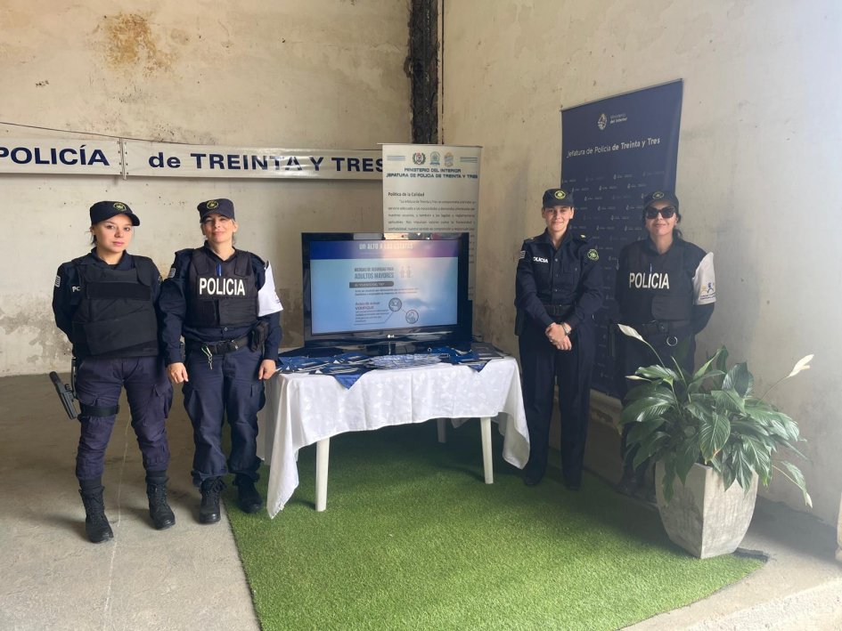 96.ª Exposición Nacional y Departamental de Reproductores Stand Jefatura de Policía