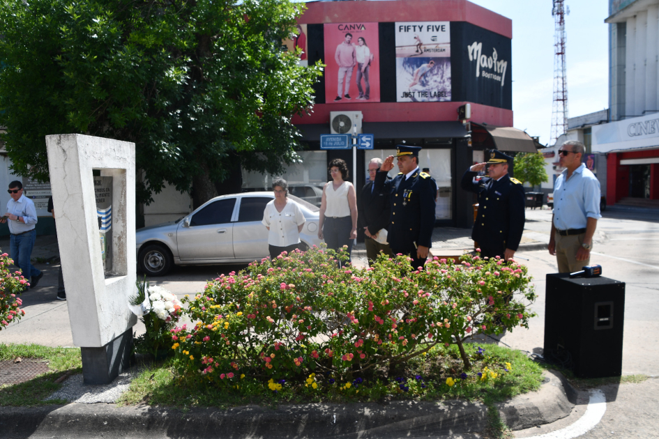 Jefe y Sub Jefe de Policía, autoridades departamentales