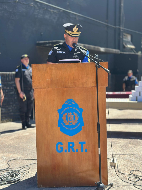 Jefe del GRT realizando su discurso