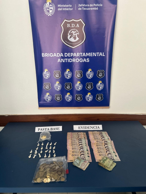 Jefatura de Policía de Tacuarembó Droga y dinero incautados en procedimiento