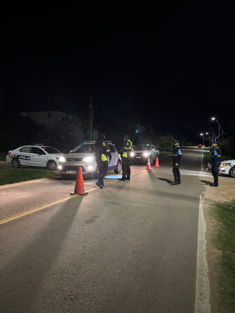 Operativo conjunto entre Policía e IDM en horario nocturno Operativo con IDM en Maldonado
