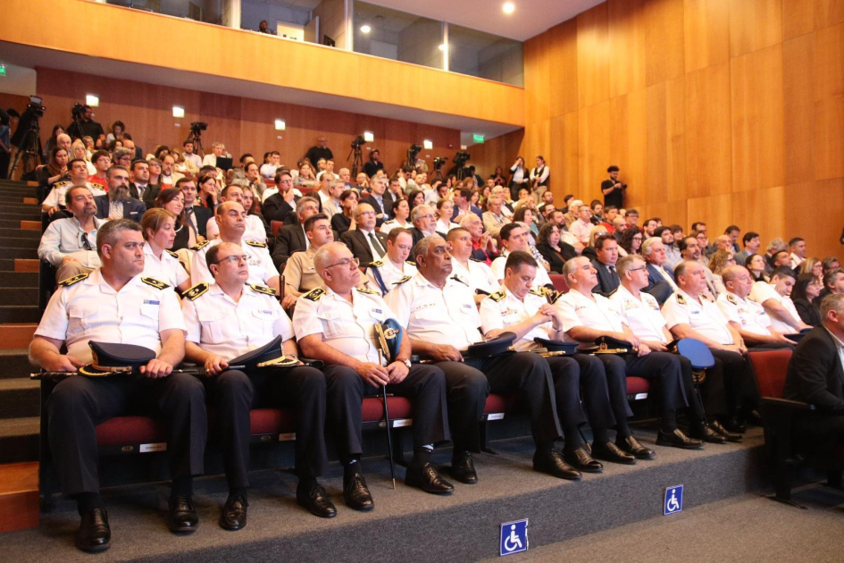 Cierre de Encuentros por Seguridad - Autoridades Cierre de Encuentros por Seguridad - Autoridades