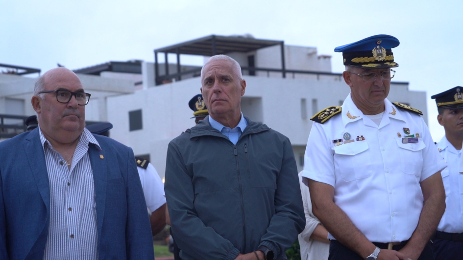 Ministro del Interior junto con Director de la Policía Nacional e Intendente de Maldonado Ministro del Interior junto con Director de la Policía Nacional e Intendente de Maldonado