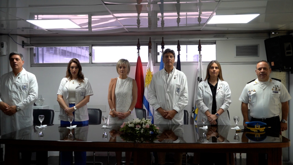 Autoridades en aniversario de Sanidad Policial