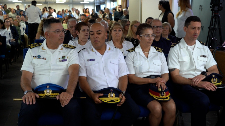 Autoridades en aniversario de Sanidad Policial