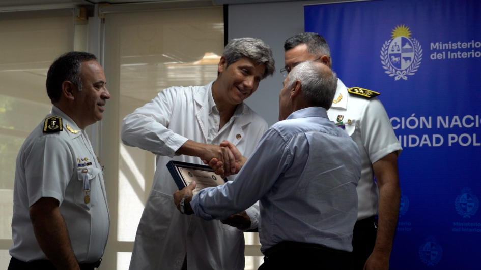 Entrega de reconocimientos en aniversario de Sanidad Policial