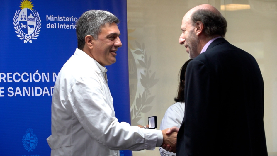 Entrega de reconocimientos en aniversario de Sanidad Policial